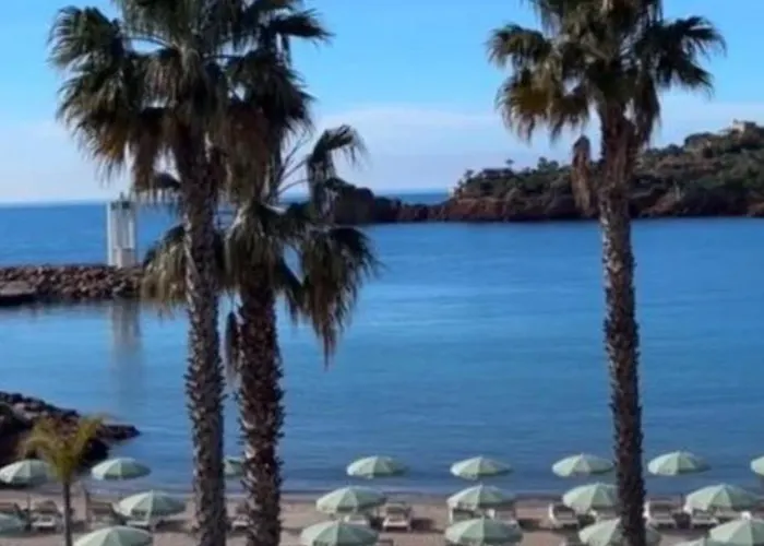 Esterel Bay * تيول سور مير